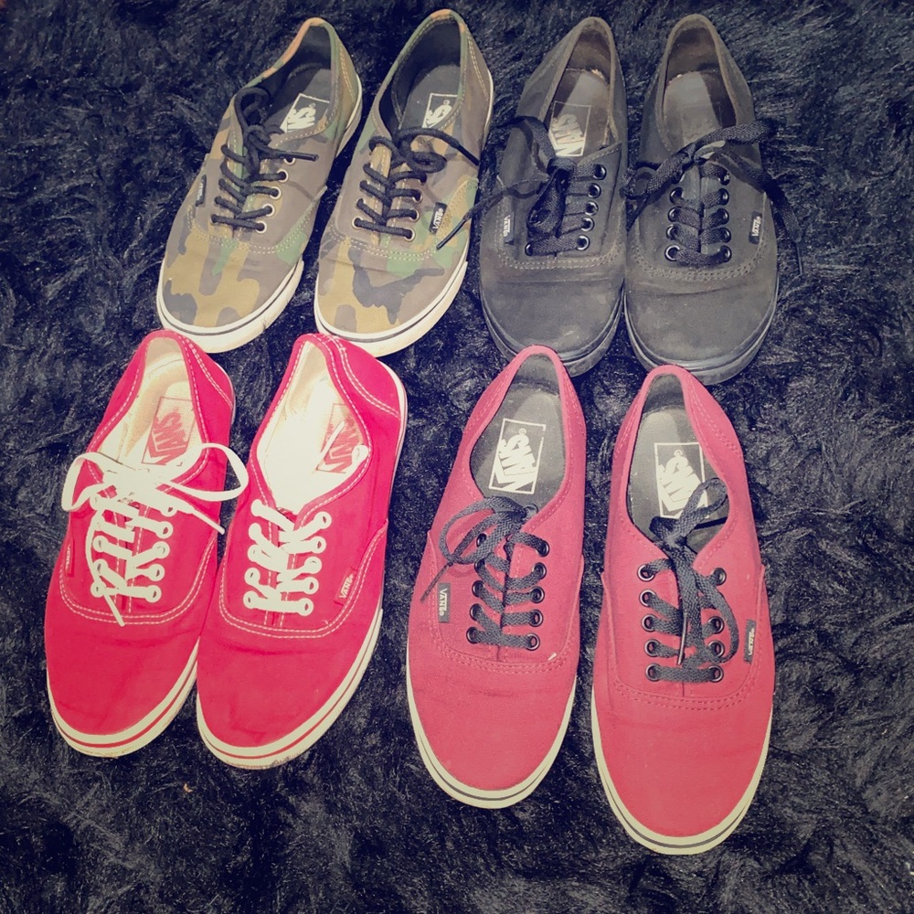🐞BUNDLE!! VANS AUTHENTIC FOUR PAIRS!!SIZE 7